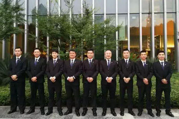 【安?！繗W萊雅全球董事會(huì)首次來(lái)華召開(kāi)美妝品行業(yè)參觀(guān)交流會(huì) --三毛保安保駕護(hù)航