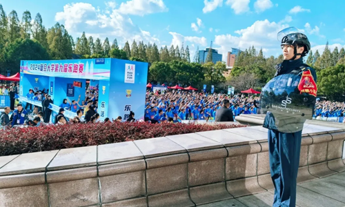 【樂(lè)跑復(fù)旦 安保同行】三毛保安圓滿(mǎn)完成復(fù)旦大學(xué)第九屆樂(lè)跑賽保障工作